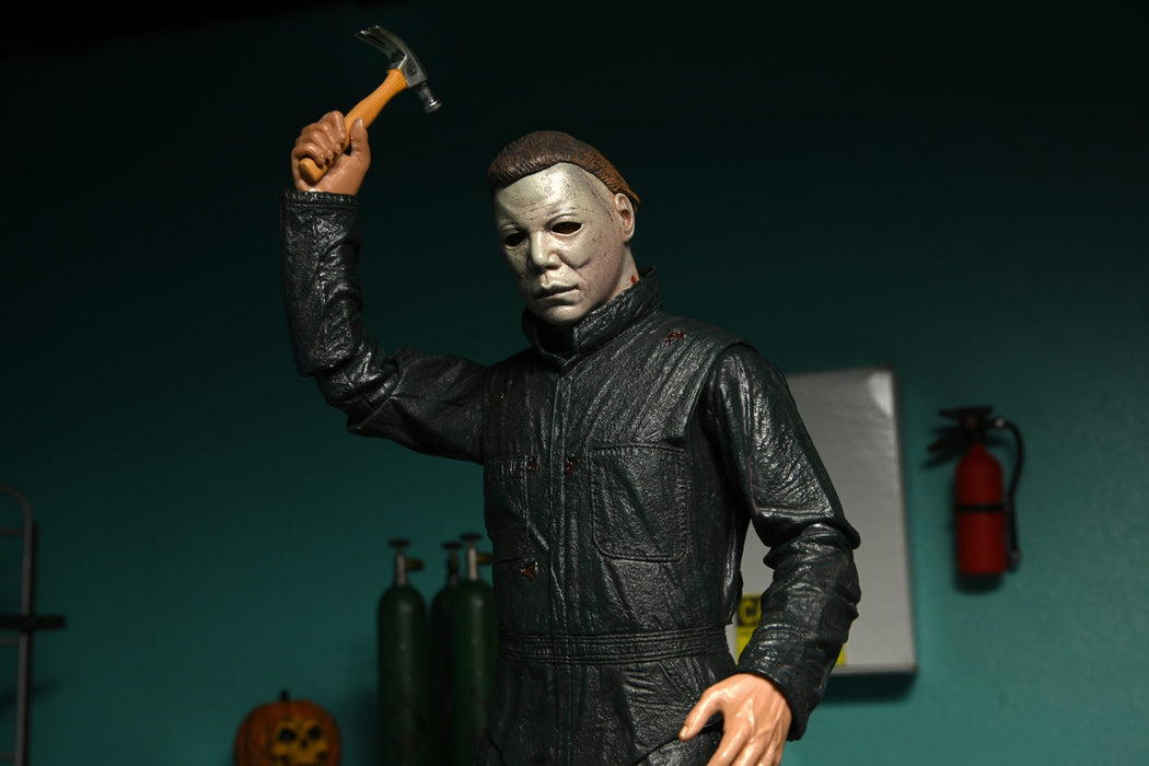 Buy Halloween 2 - 7" Scale Action Figure - Ultimate Michael Myers & Dr Loomis 2-pack - NECA Collectibles from Costume Super Centre AU