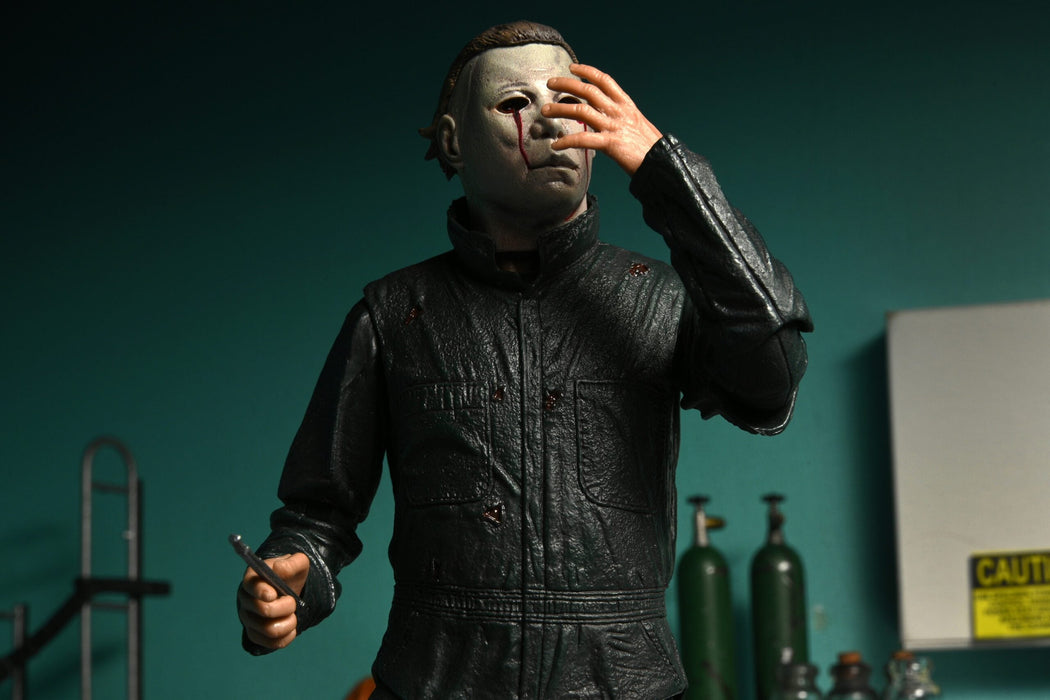 Buy Halloween 2 - 7" Scale Action Figure - Ultimate Michael Myers & Dr Loomis 2-pack - NECA Collectibles from Costume Super Centre AU